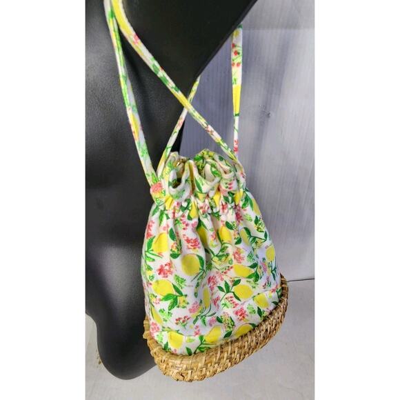 C&C California Rattan Wicker Lemon Printed Canvas Bucket Bag Handbag New - Picture 7 of 16
